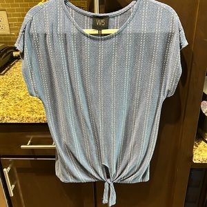 W5 T-shirt. Soft material and cute pattern. Tie at the waste.